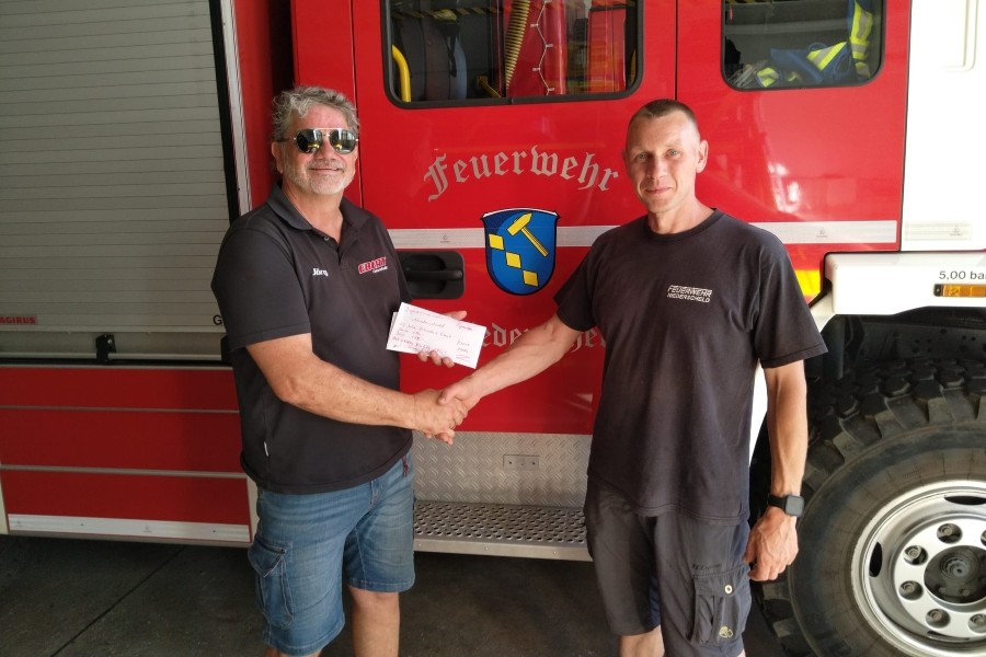 Jugendfeuerwehr erhält Spende